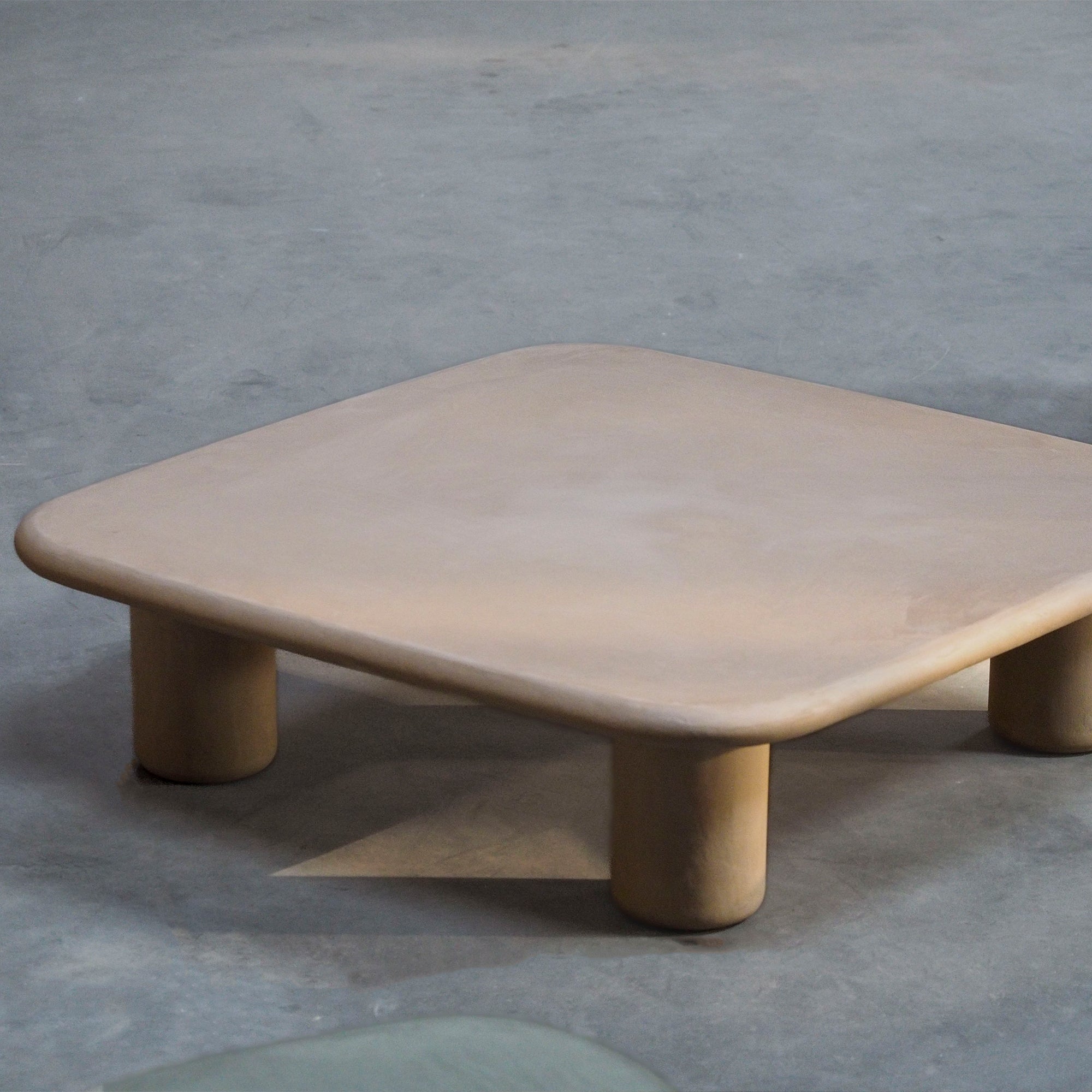 Zunanja klubska miza Haaki