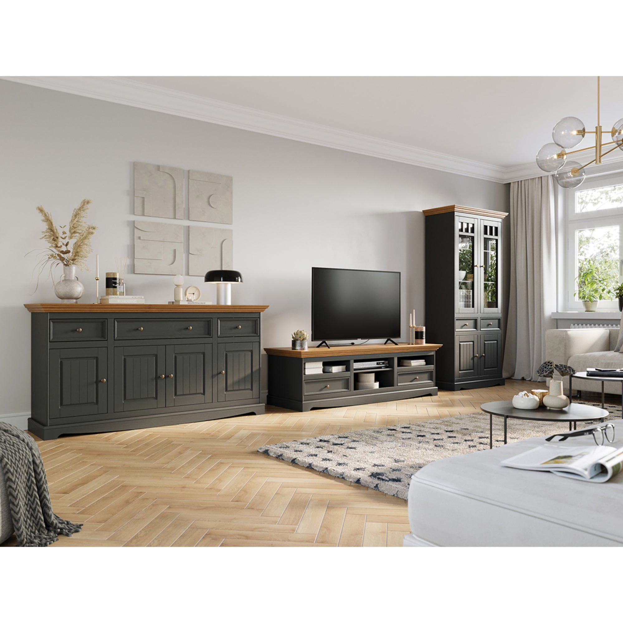 TV komoda Belluno 167x53,2 cm, material: masivna borovina