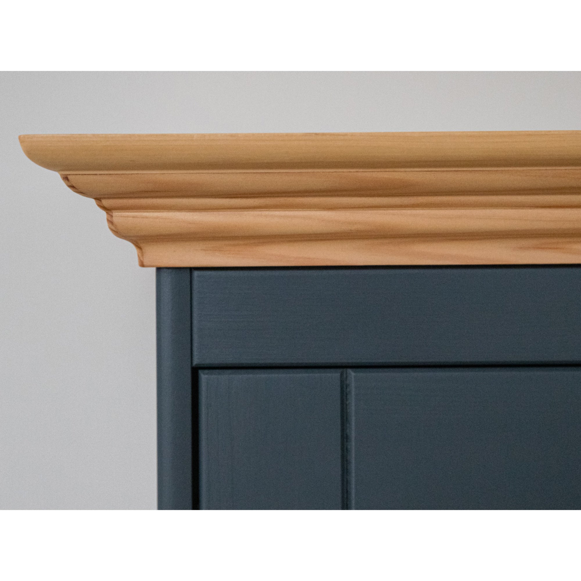 Vitrina Belluno 44,2x190 cm, Material: Masivna borovina