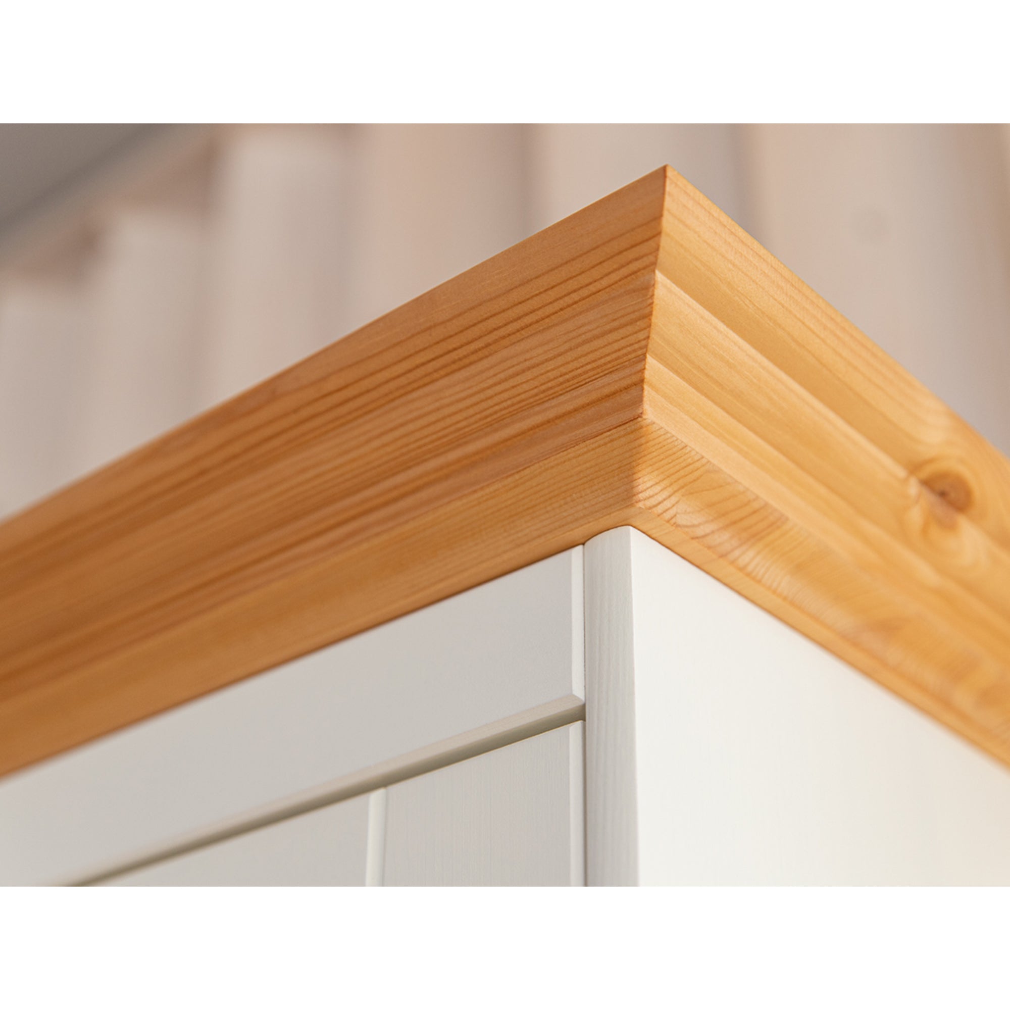 Vitrina Belluno 44x190 cm, material: masivna borovina