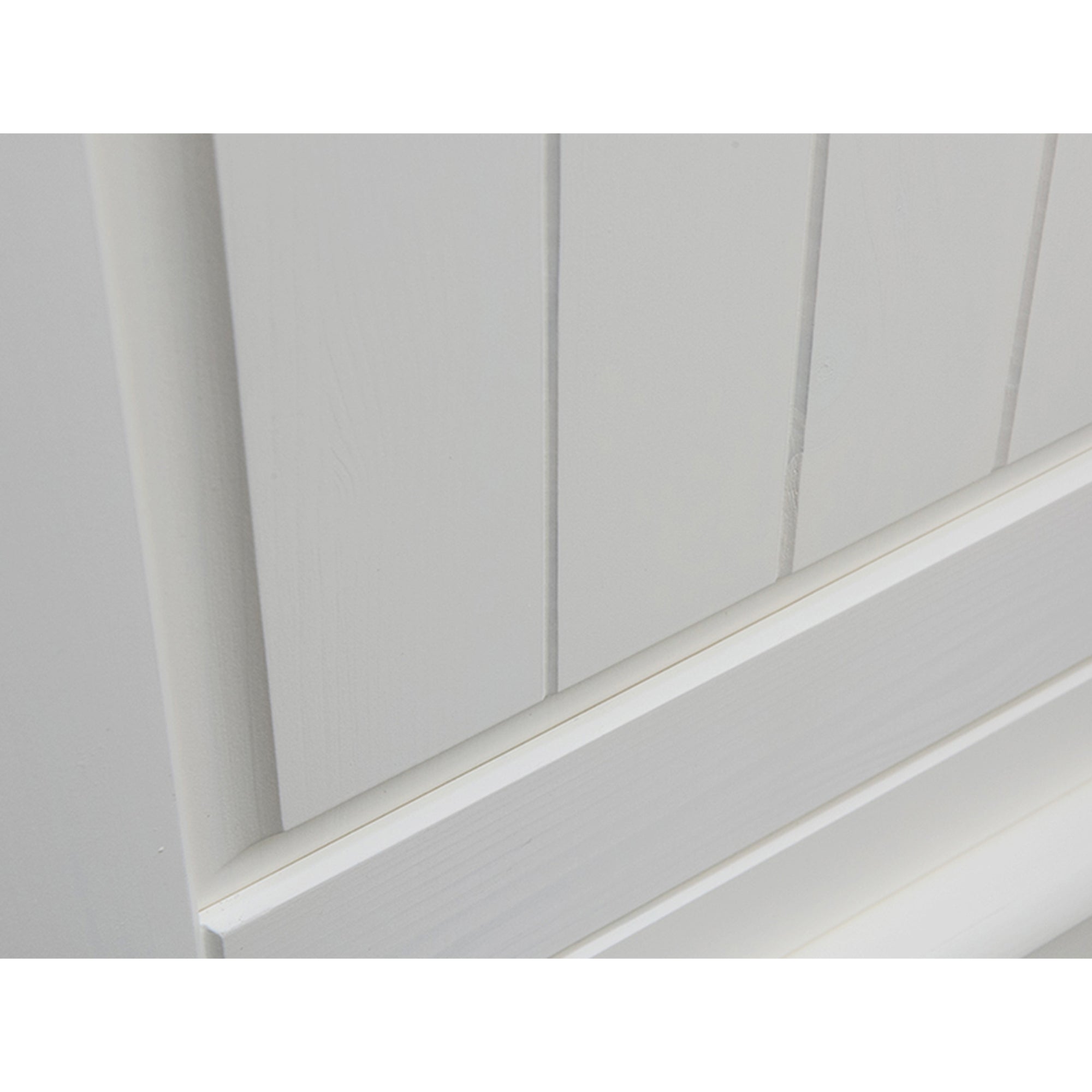 Komoda Belluno 130x44 cm, material: masivna borovina