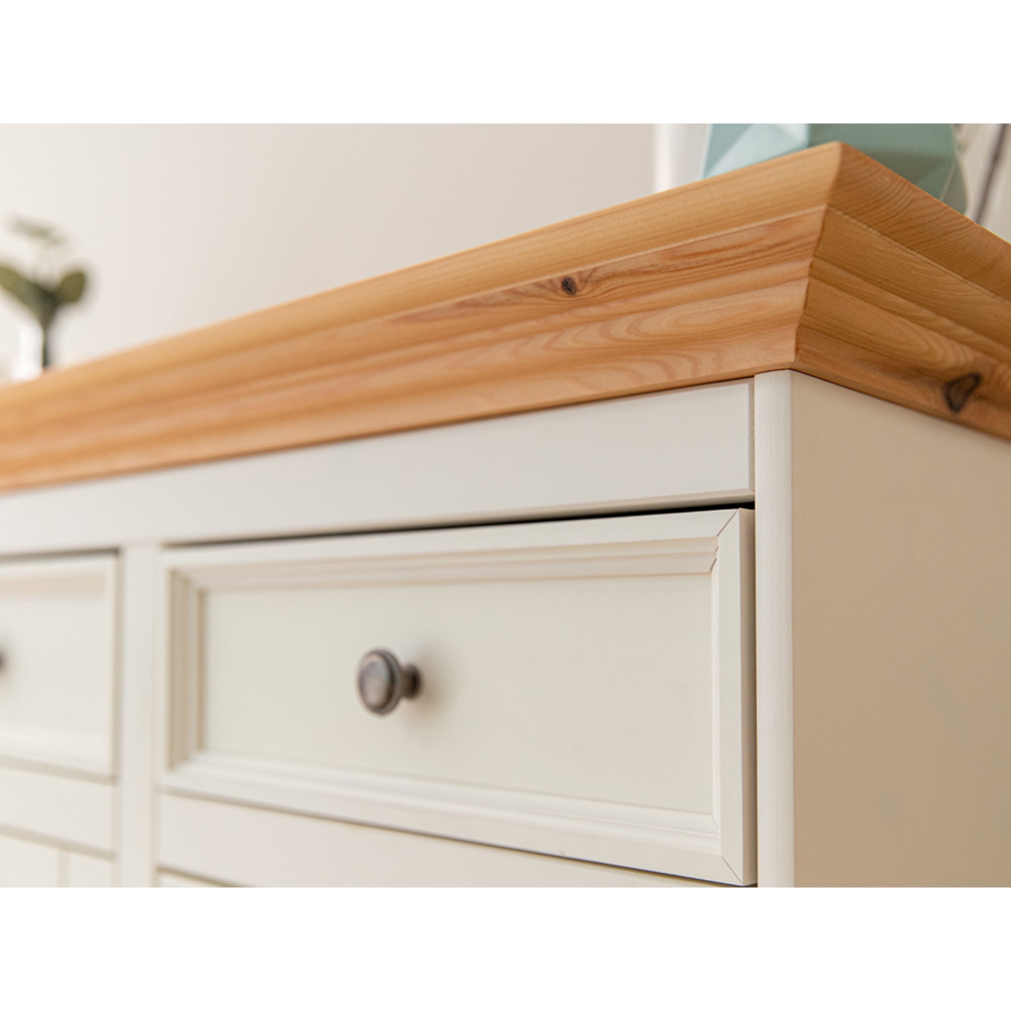 Komoda Belluno 111x44 cm, material: masivna borovina