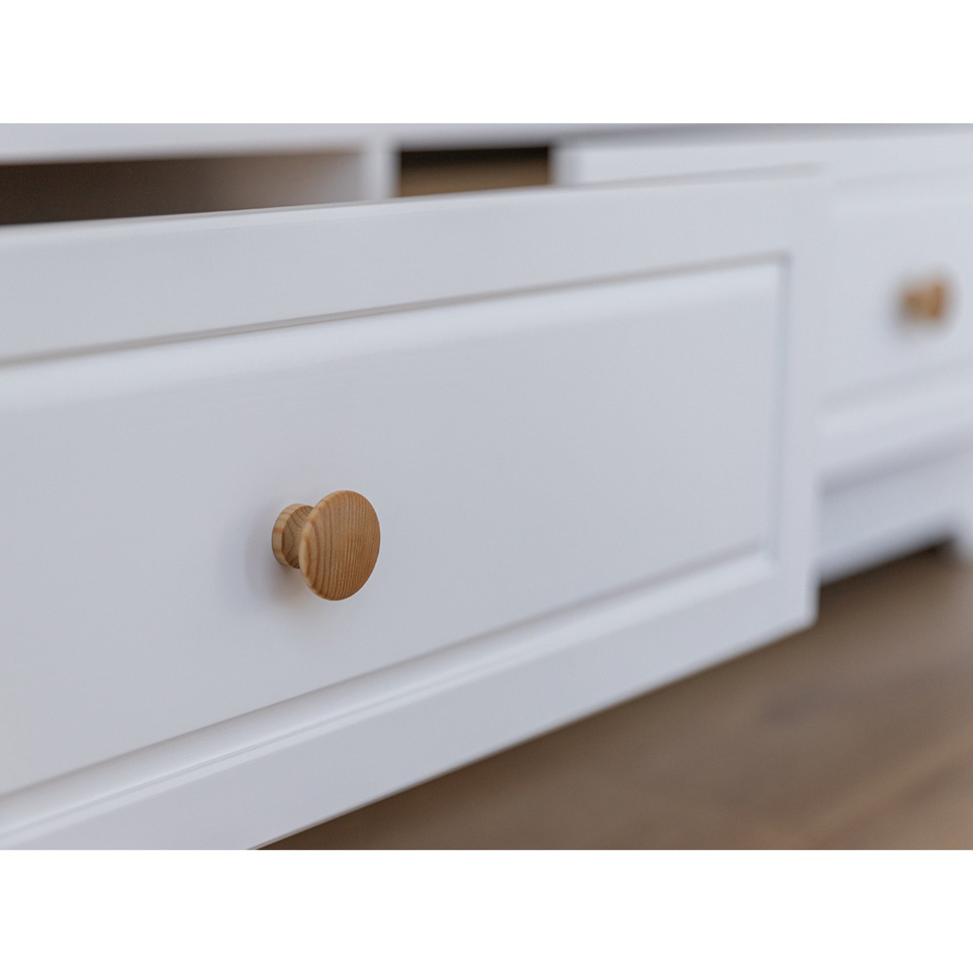 TV komoda Marone 155,2x47,6 cm, material: masivna borovina