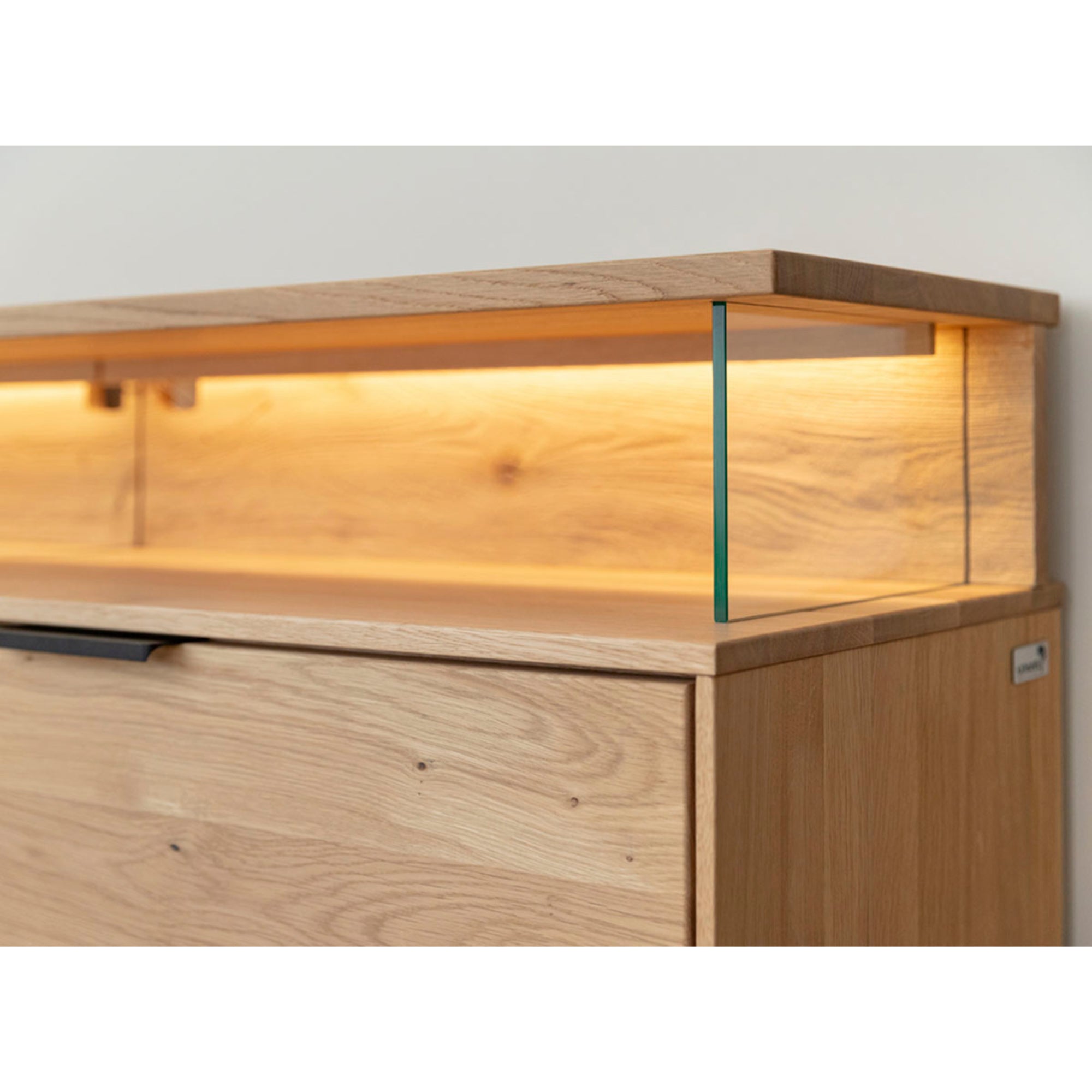 Viseča TV komoda Tirano 200x39 cm, material: masiven hrastov les