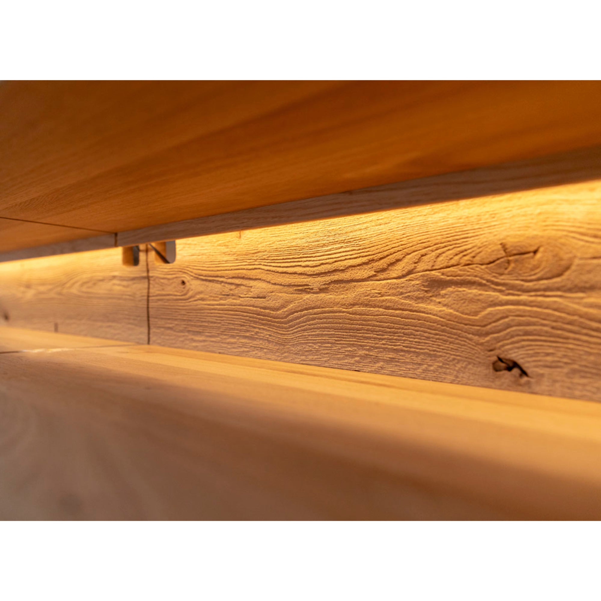 Viseča TV komoda Tirano 200x39 cm, material: masiven hrastov les