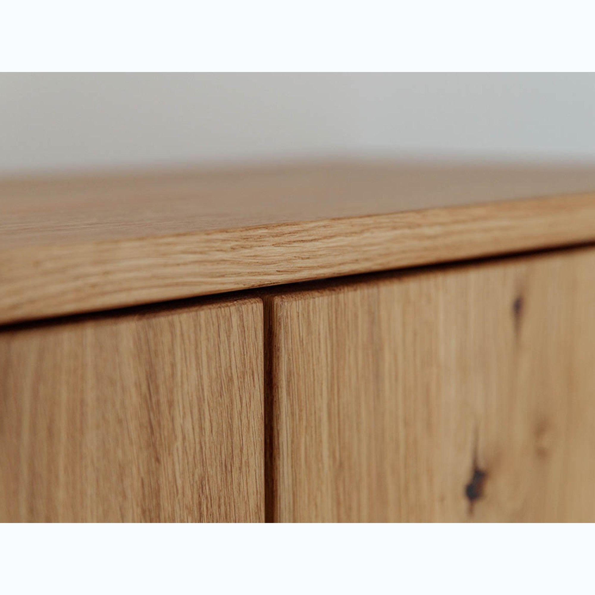 Komoda Simona 90x40 cm, Material: Masivno hrastovo les