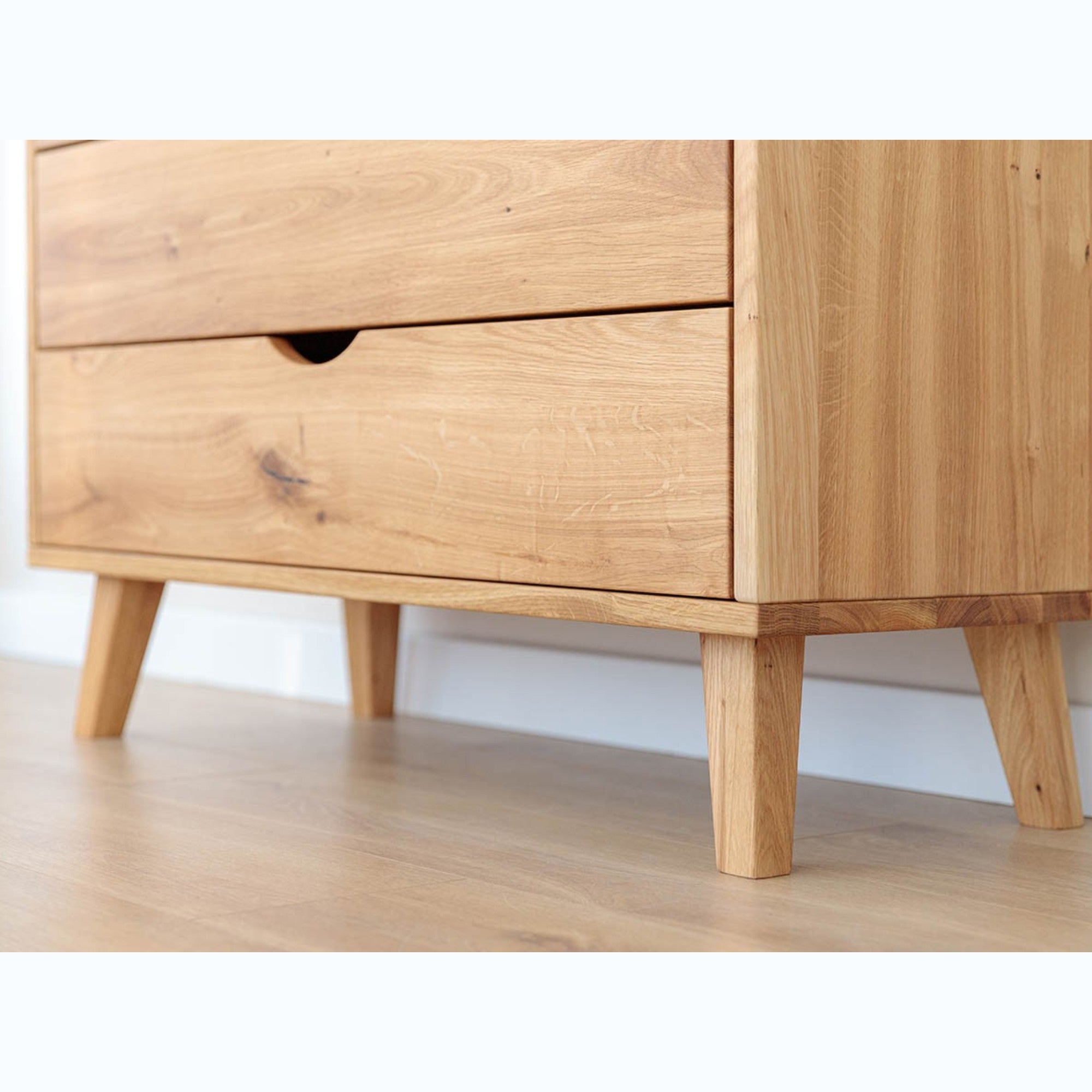 Komoda Simona 90x40 cm, Material: Masivno hrastovo les