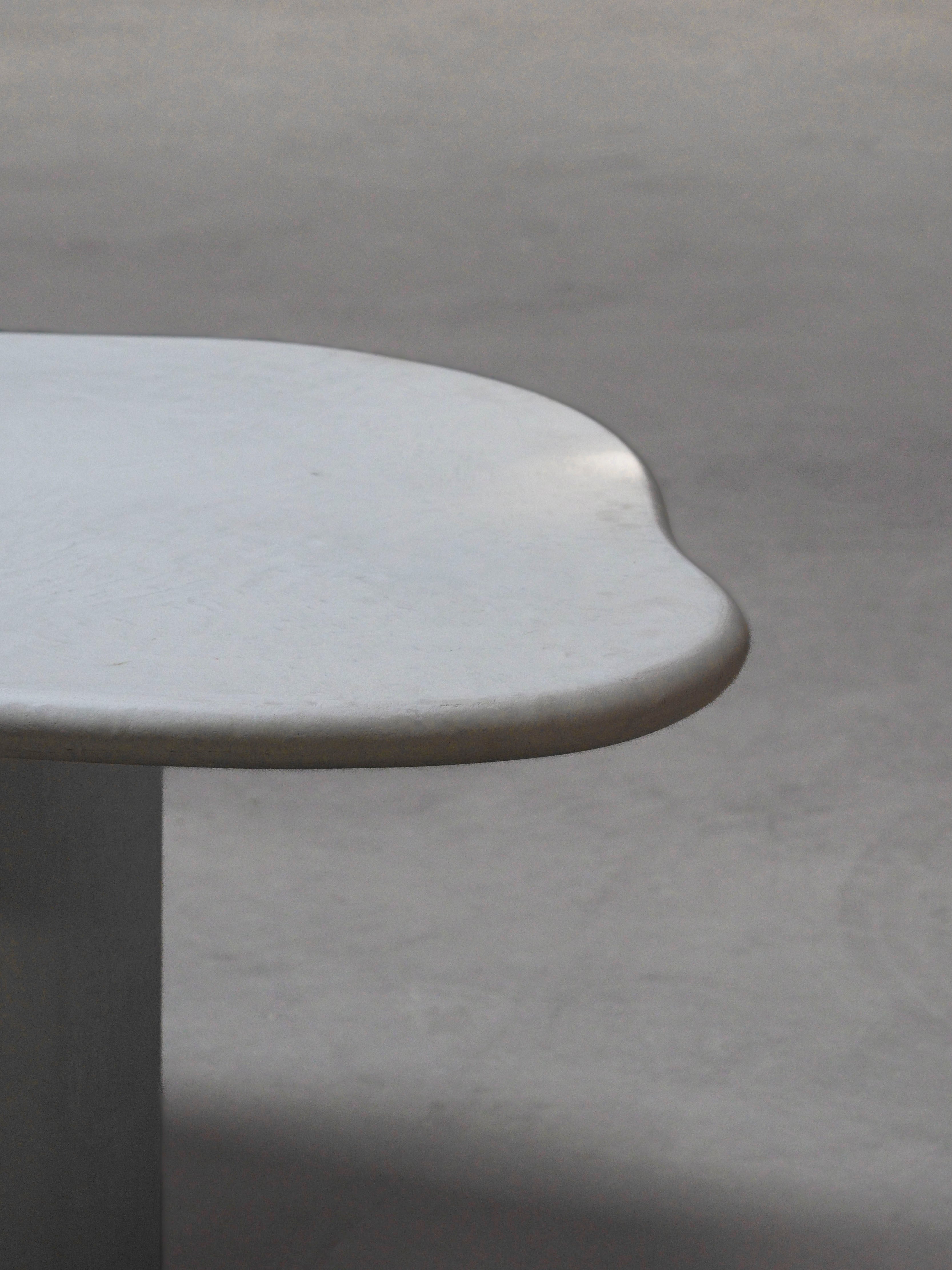 Laini zunanja jedilna miza