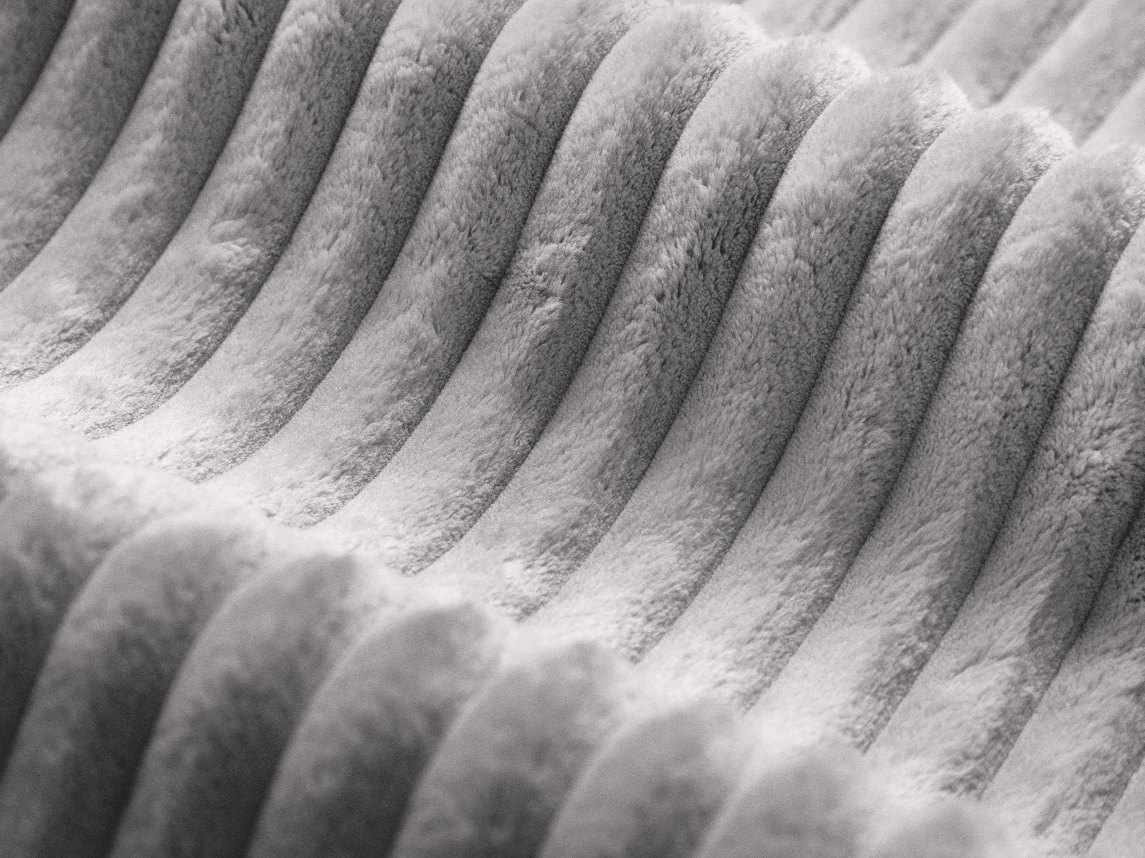 Tabure Dia, 90x90cm, Material: rebrasta tkanina