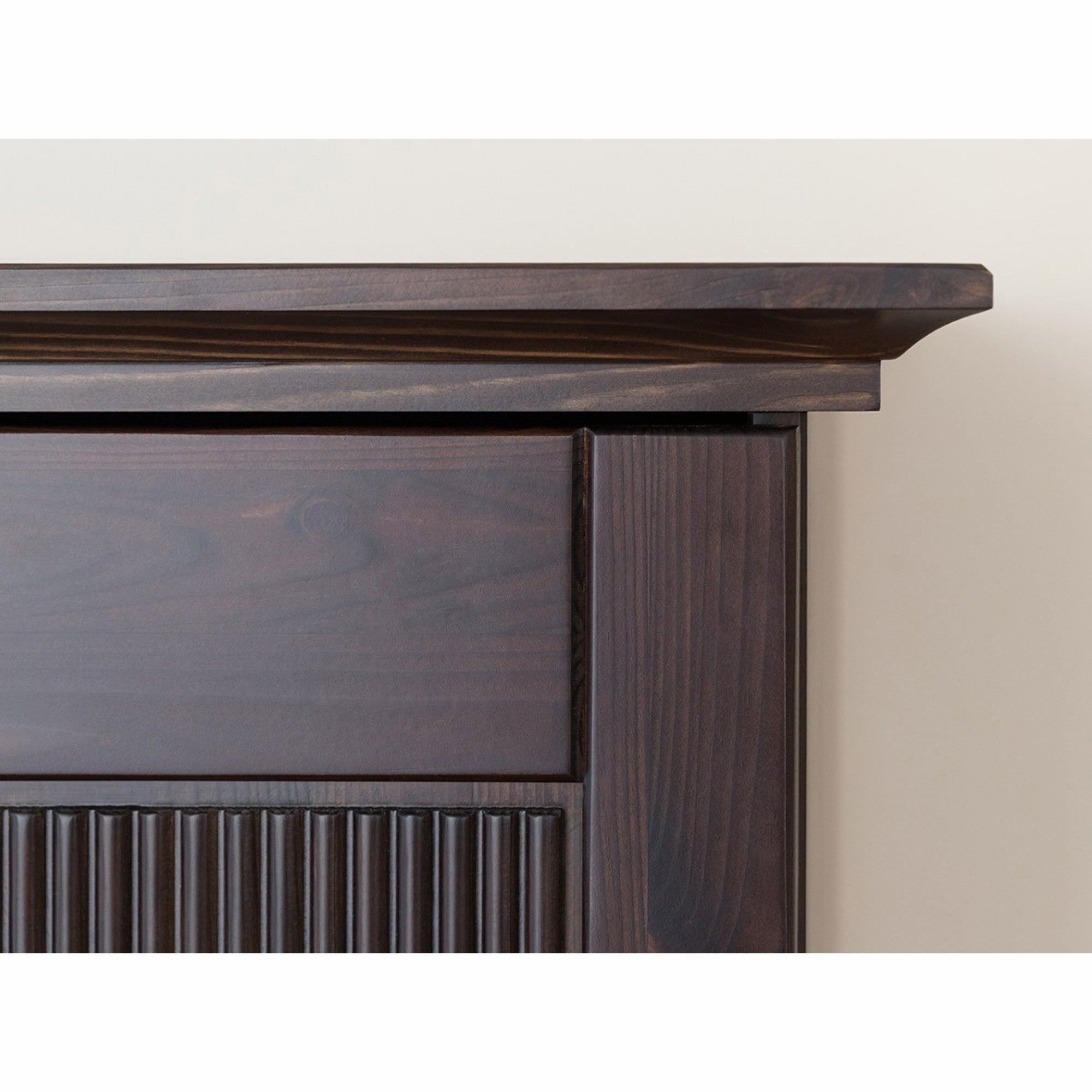 Komoda Rosella 141,7x45 cm, Material: masivna borovina