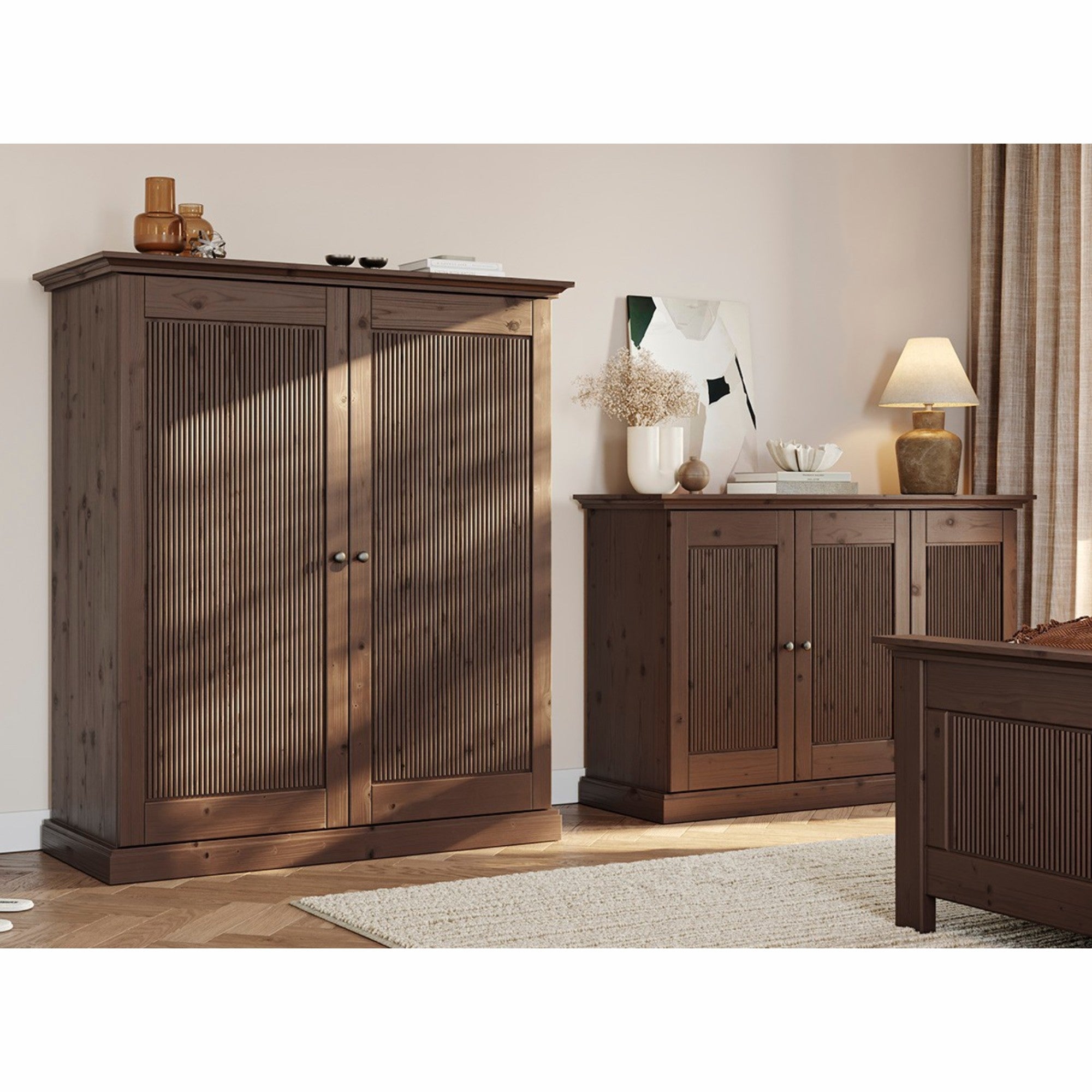 Komoda Rosella 129x54 cm, Material: masivna borovina